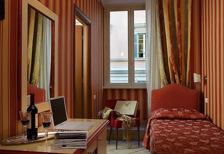 Hotel Golden Rome 2*,