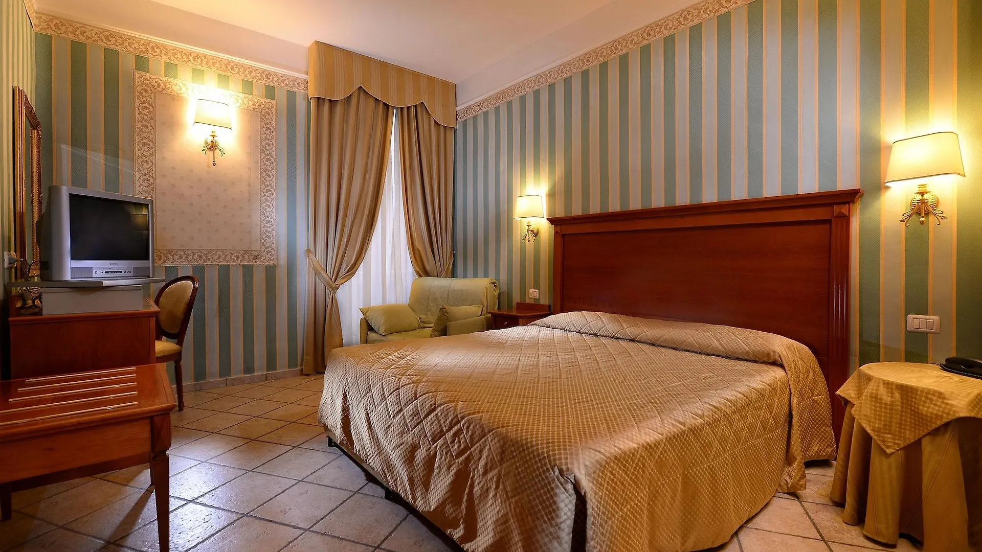 Hotel Golden Roma