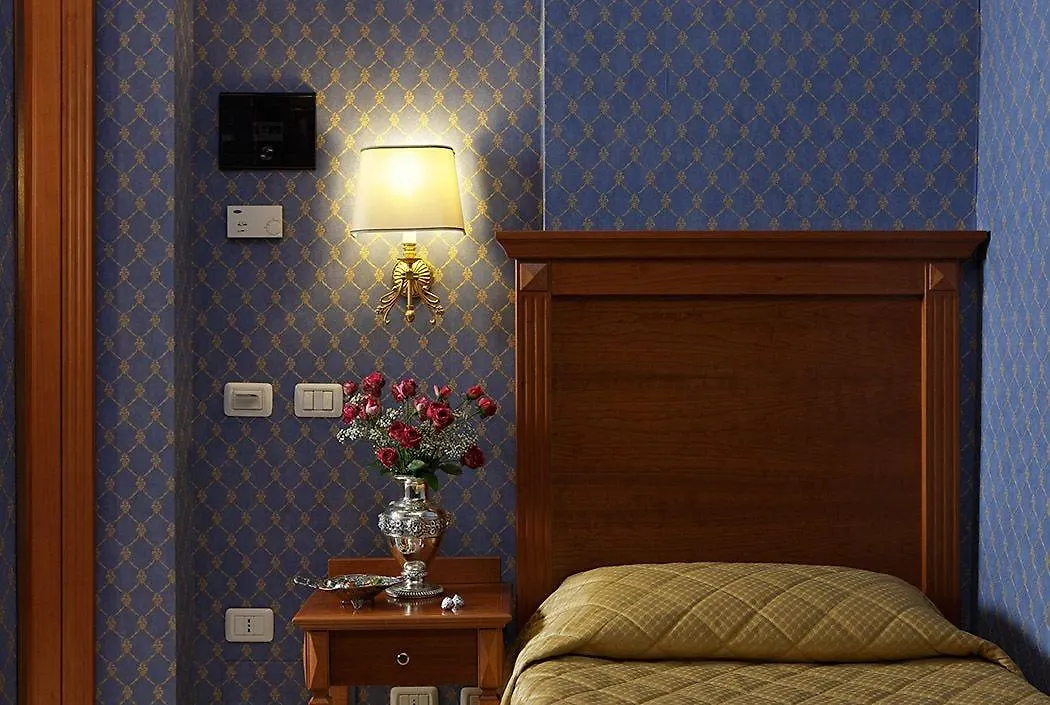 Hotel Golden Roma